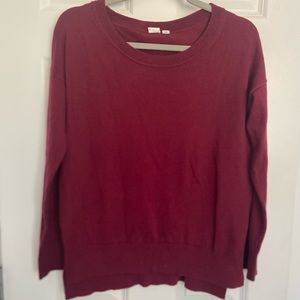 GAP sweater